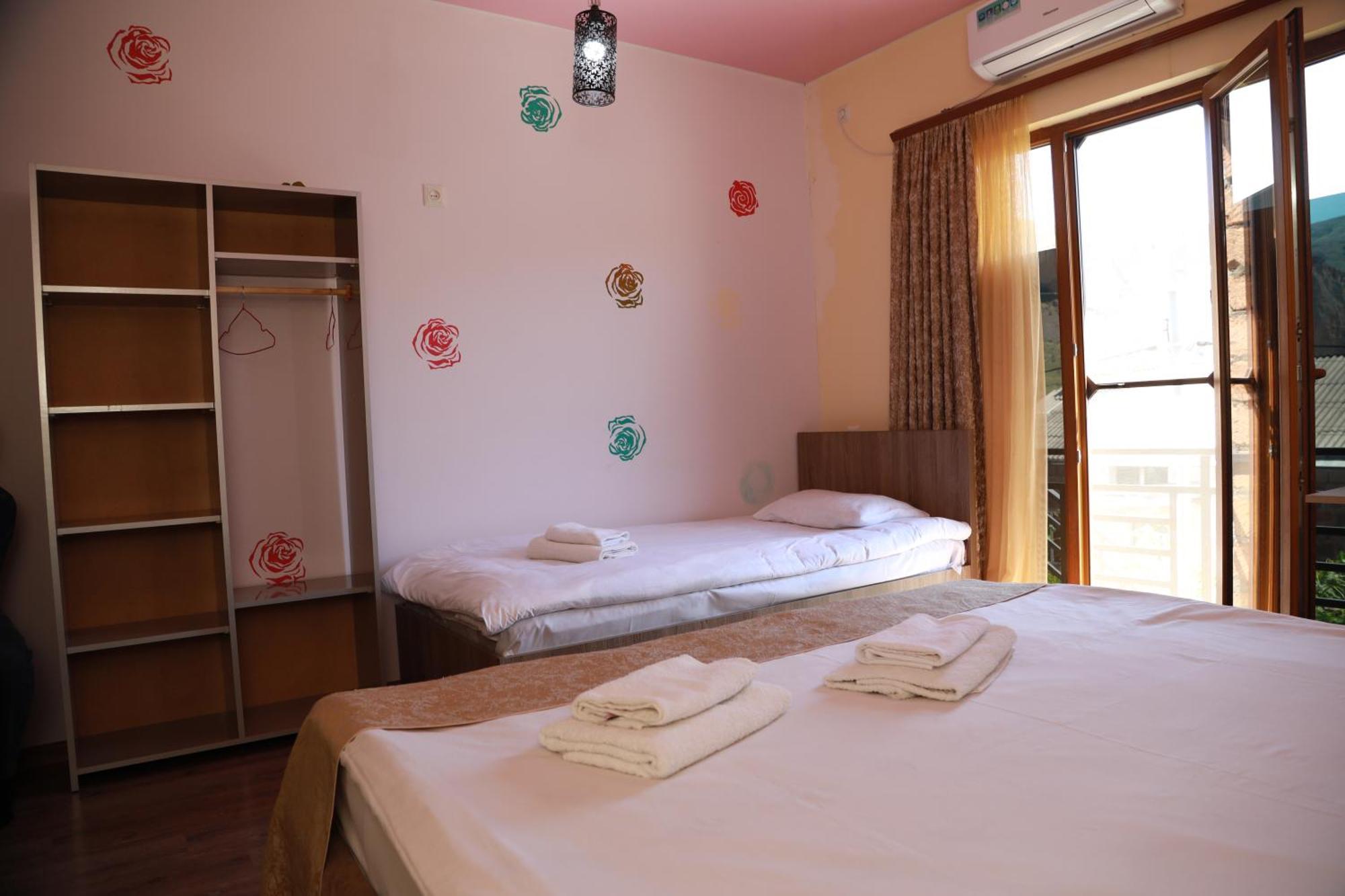 Areni Wine Cellar Hotel ภายนอก รูปภาพ